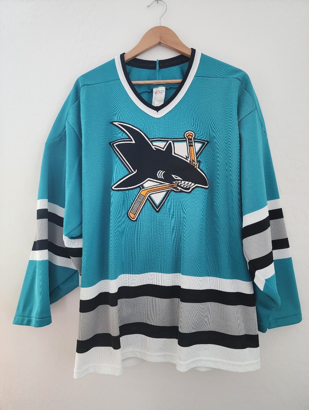 Vintage 90s CCM San Jose Sharks NHL hockey jersey, XL